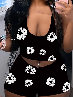 Lucky Floral Print Outfit